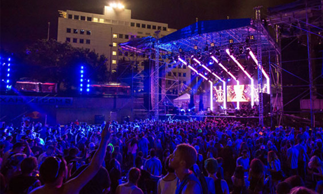 九龙坡惠山万达金街活动策划案例